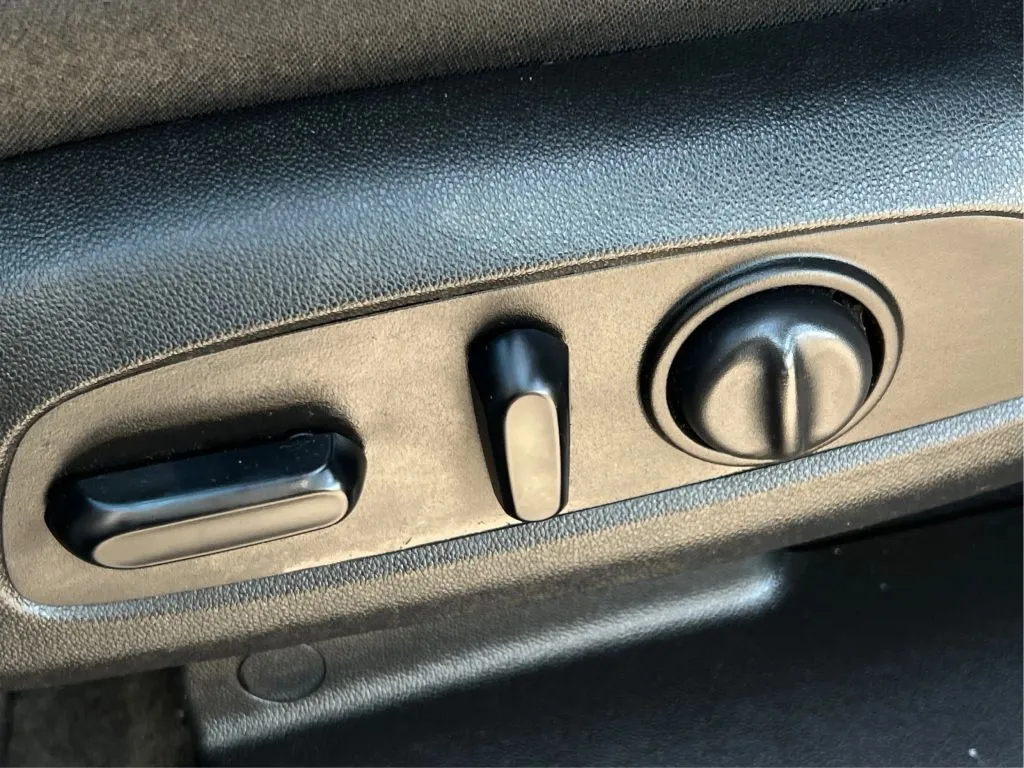 GMC Acadia photo 25