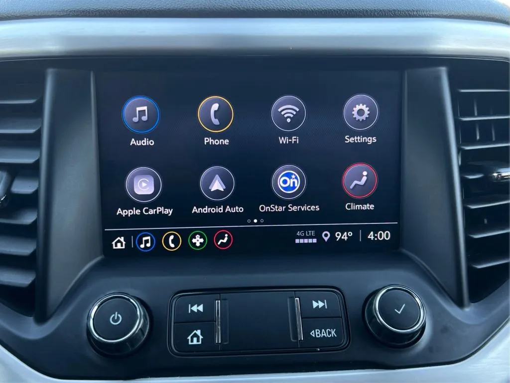 GMC Acadia photo 20