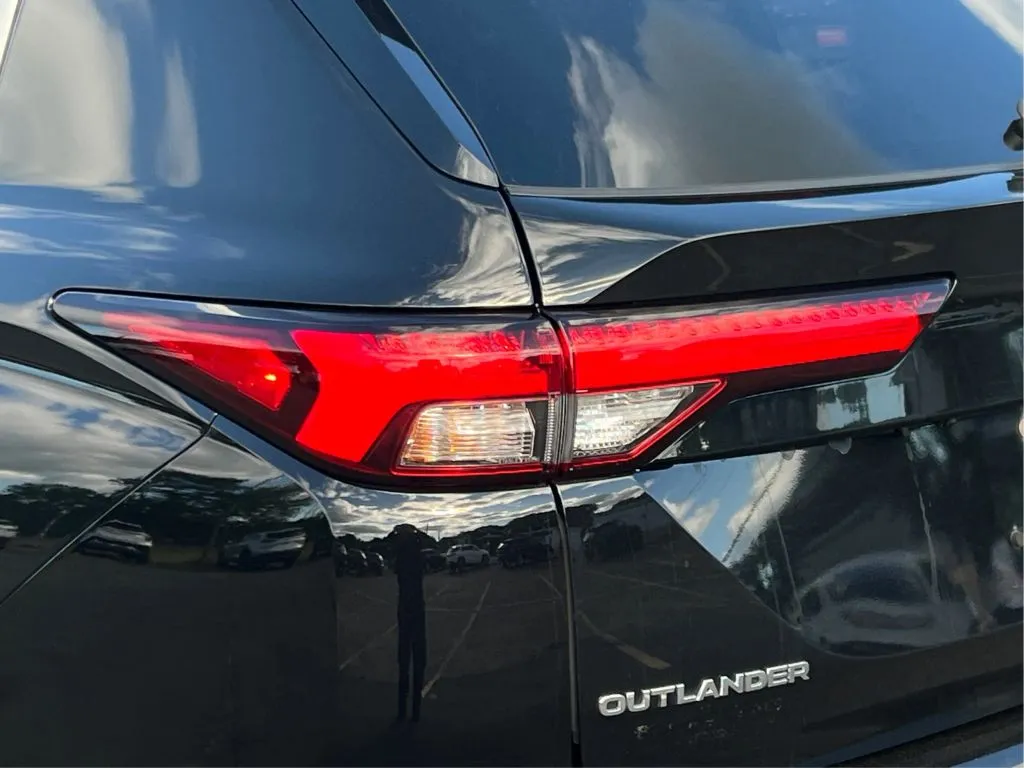 2023 Mitsubishi Outlander SEL - Photo 33