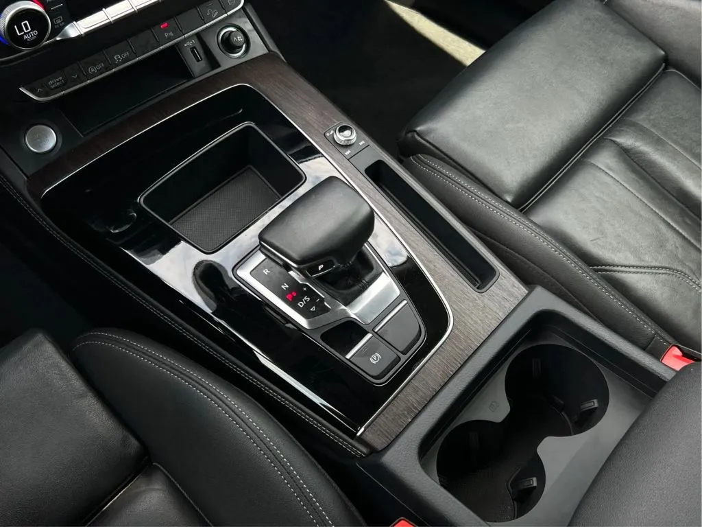 Audi Q5 photo 21