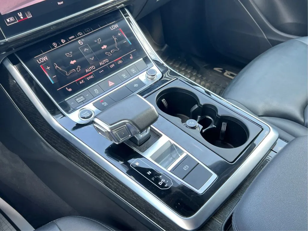 Audi Q7 photo 21