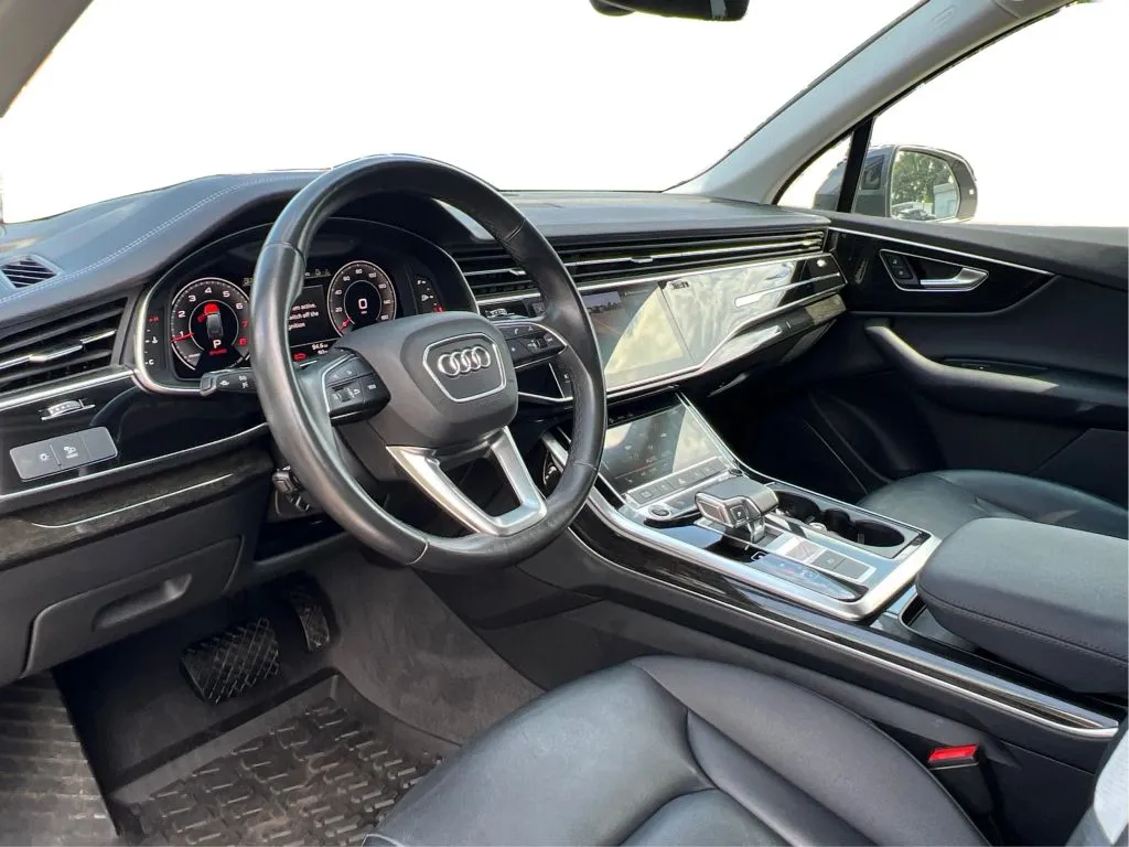 Audi Q7 photo 16