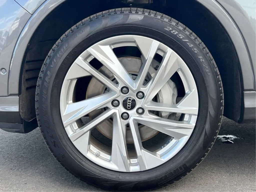 Audi Q7 photo 31