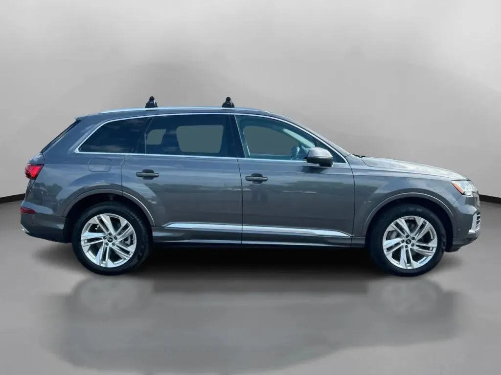 Audi Q7 photo 7