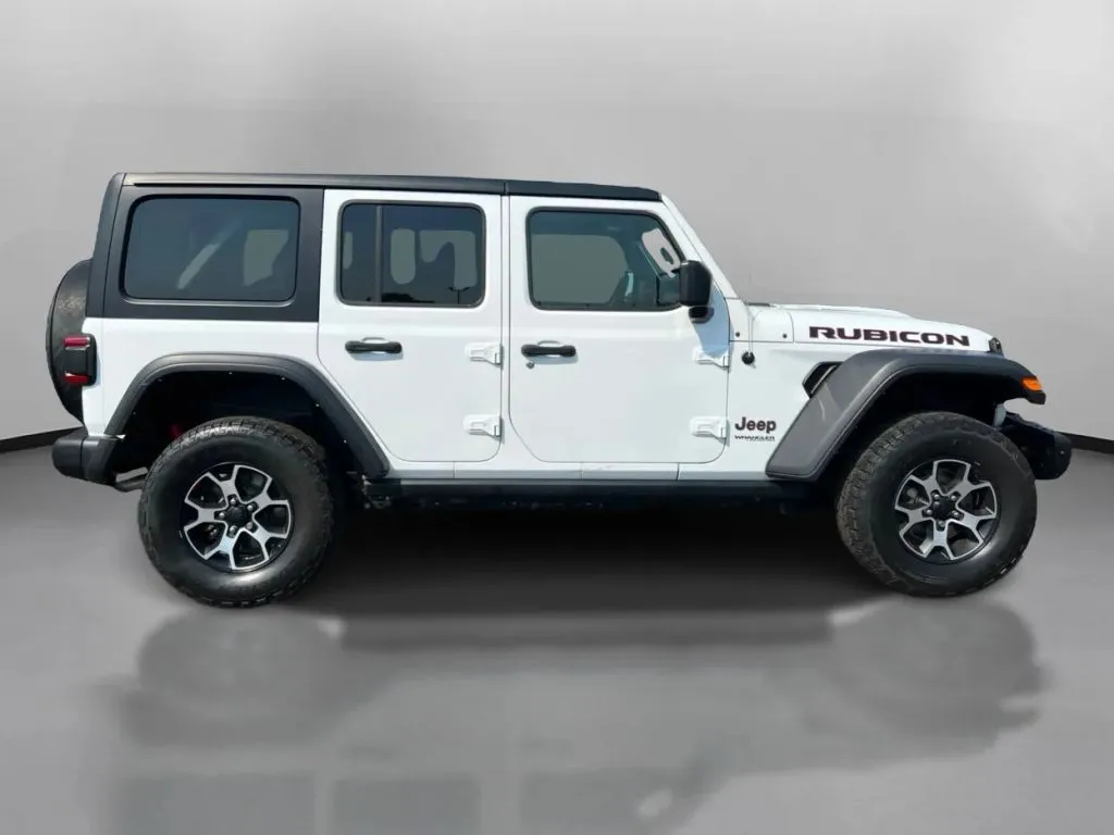 Jeep Wrangler photo 7