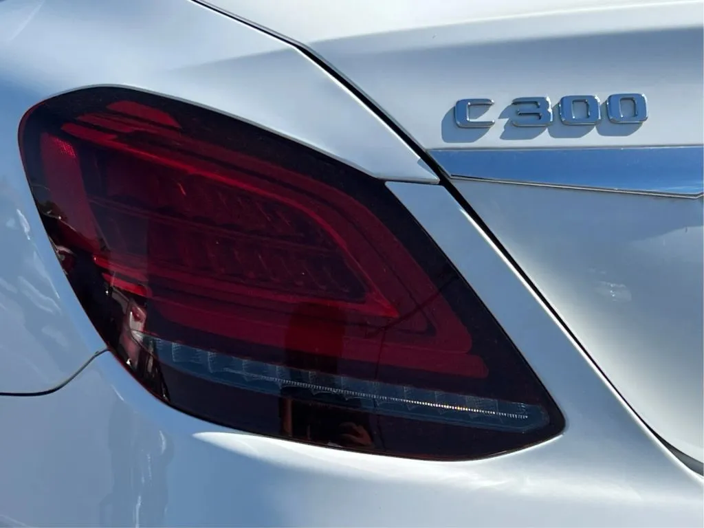 Mercedes-Benz C-Class photo 34
