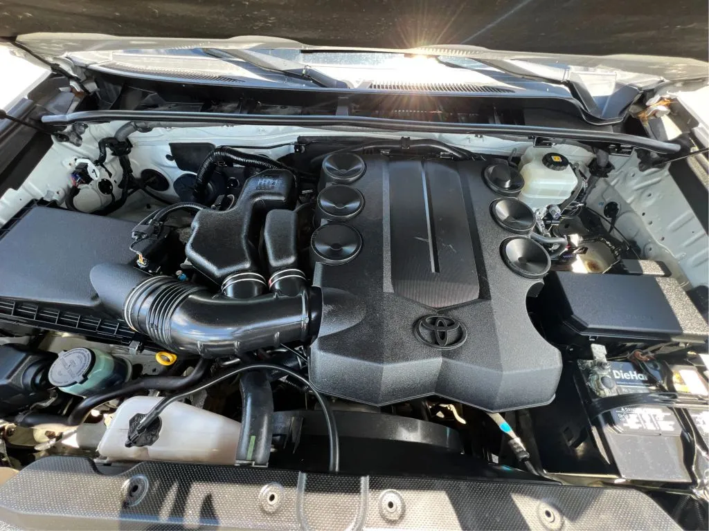 Toyota 4Runner photo 28