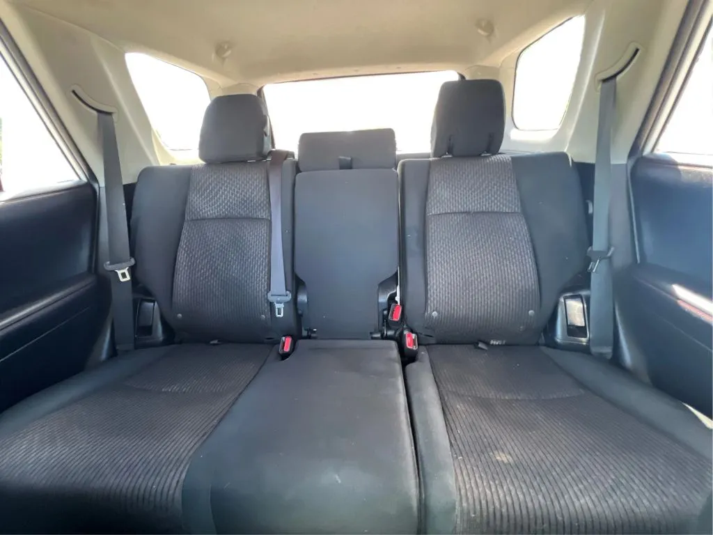 Toyota 4Runner photo 19