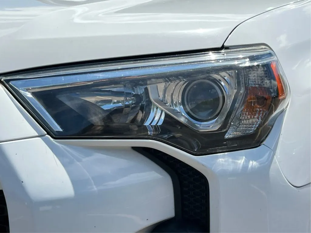 Toyota 4Runner photo 32