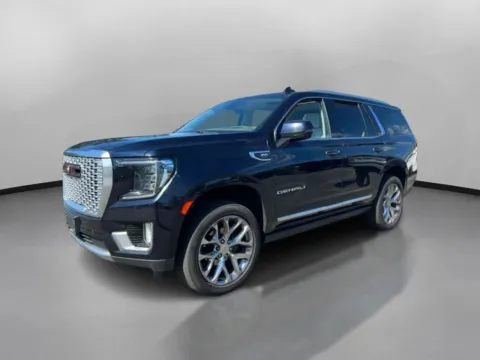 More photos of 2021 GMC Yukon Denali Sport Utility 4D at Drivemax, CT