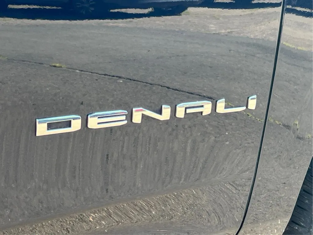 GMC Yukon photo 30