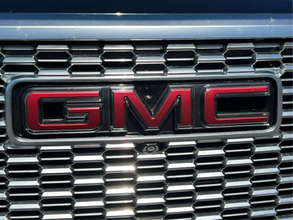 GMC Yukon photo 36