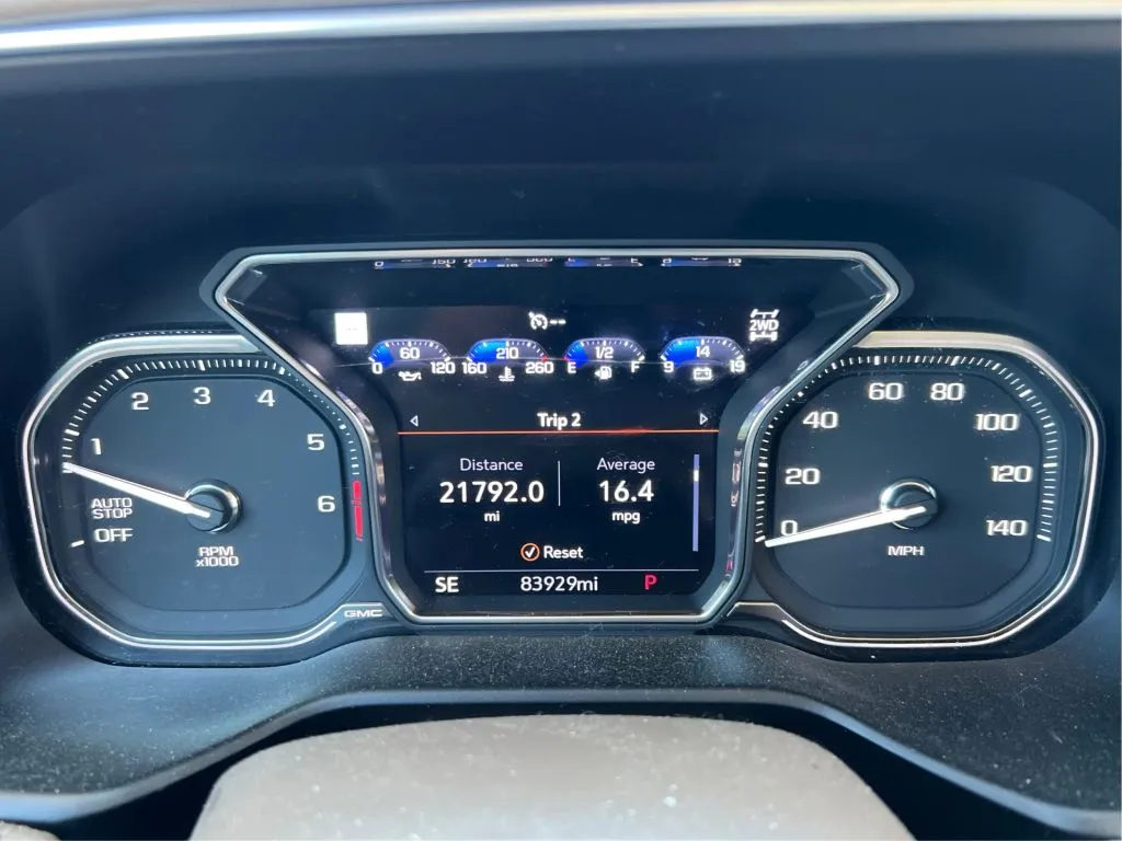 GMC Yukon photo 22