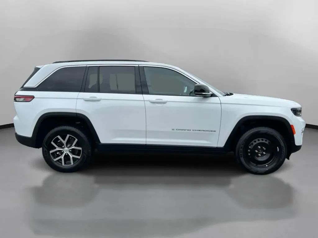 Jeep Grand Cherokee photo 7