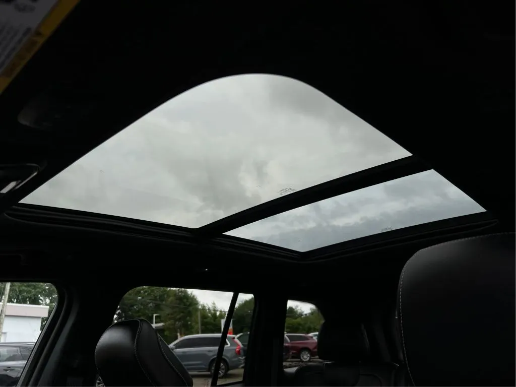 Jeep Grand Cherokee photo 27