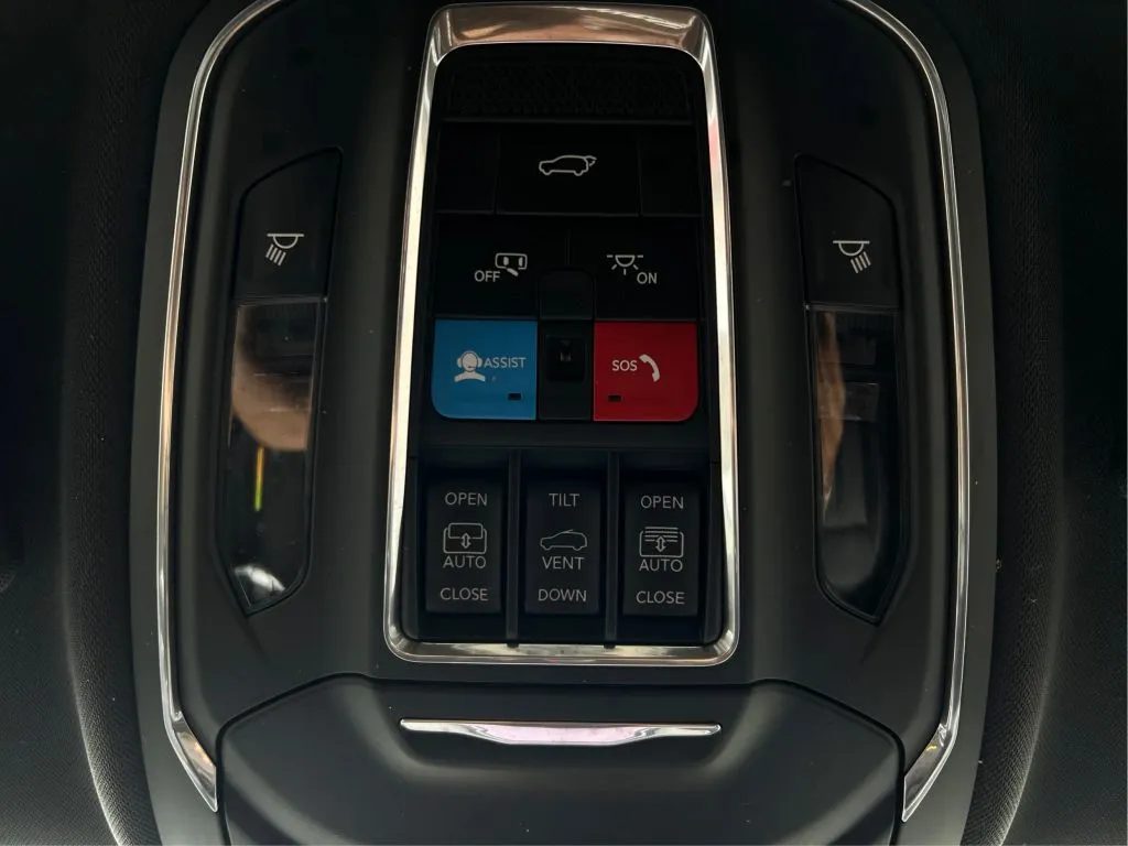 Jeep Grand Cherokee photo 42
