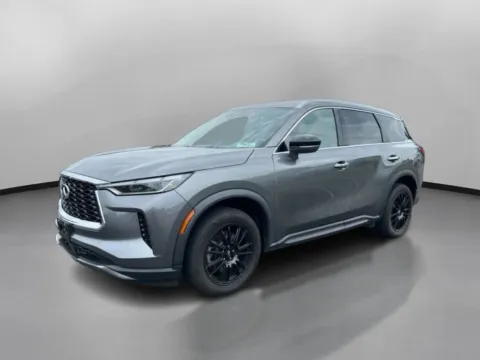 More photos of 2022 INFINITI QX60 LUXE Sport Utility 4D at Drivemax, CT
