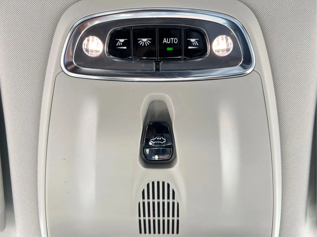 Volvo XC60 photo 42