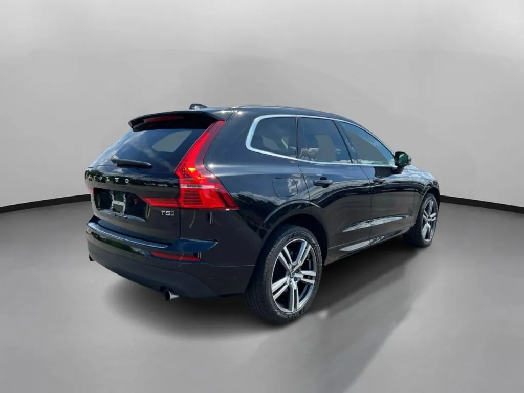 Volvo XC60 photo 9