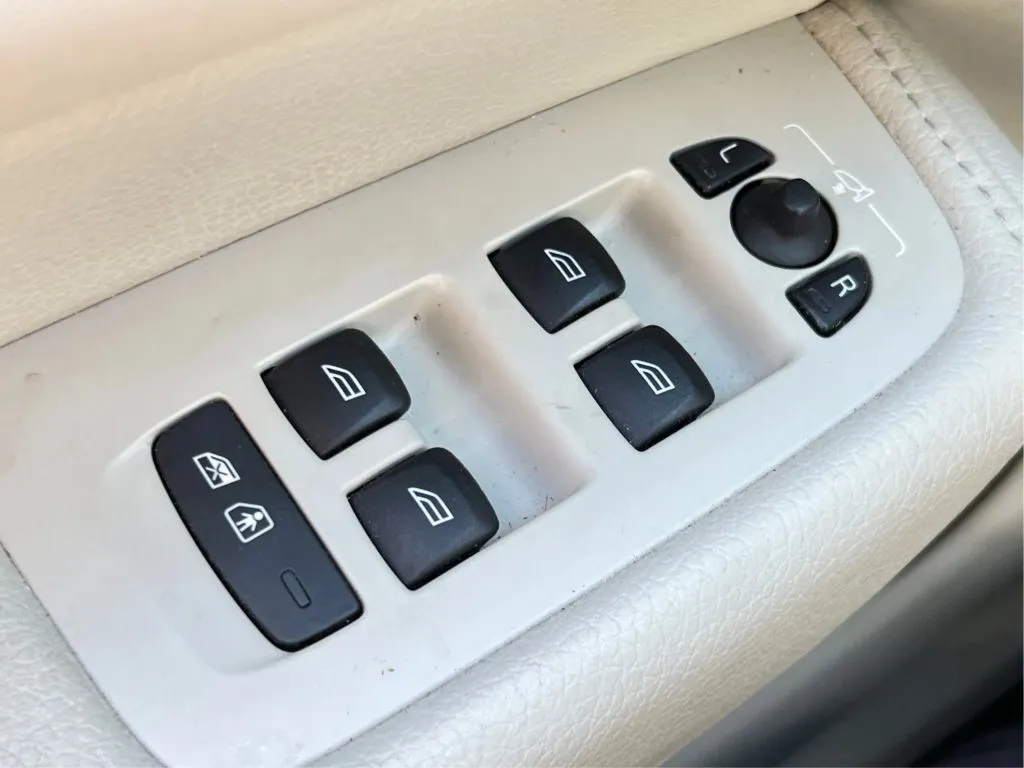Volvo XC60 photo 44