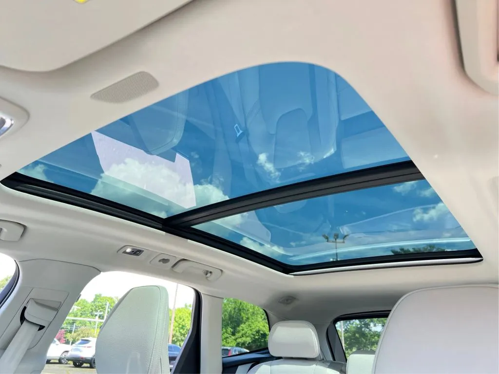 Volvo XC60 photo 27