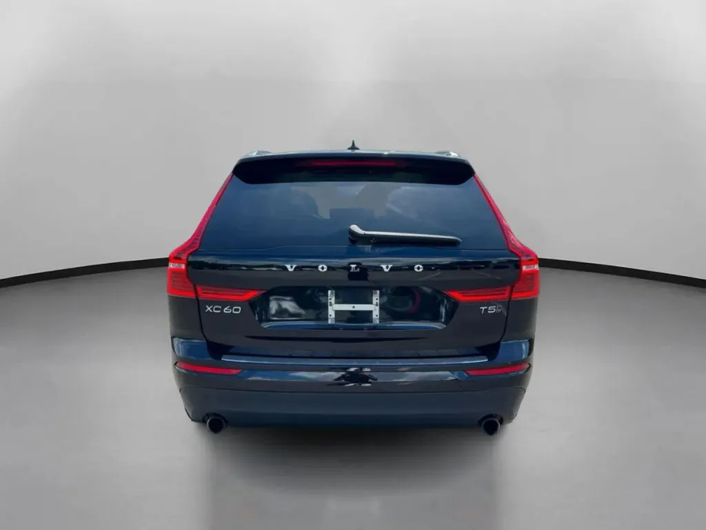 Volvo XC60 photo 11