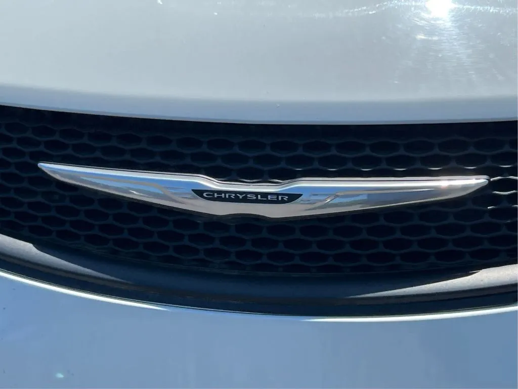 Chrysler Voyager photo 34