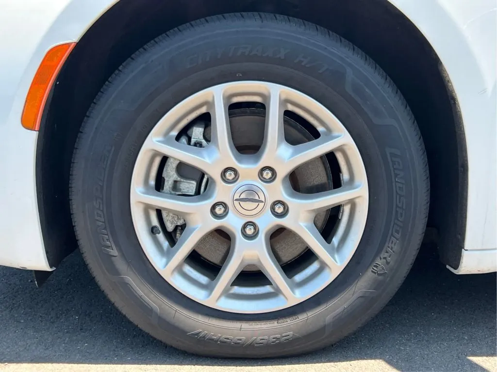 Chrysler Voyager photo 30
