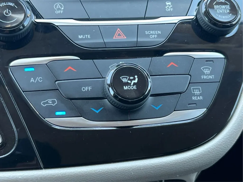 Chrysler Voyager photo 37