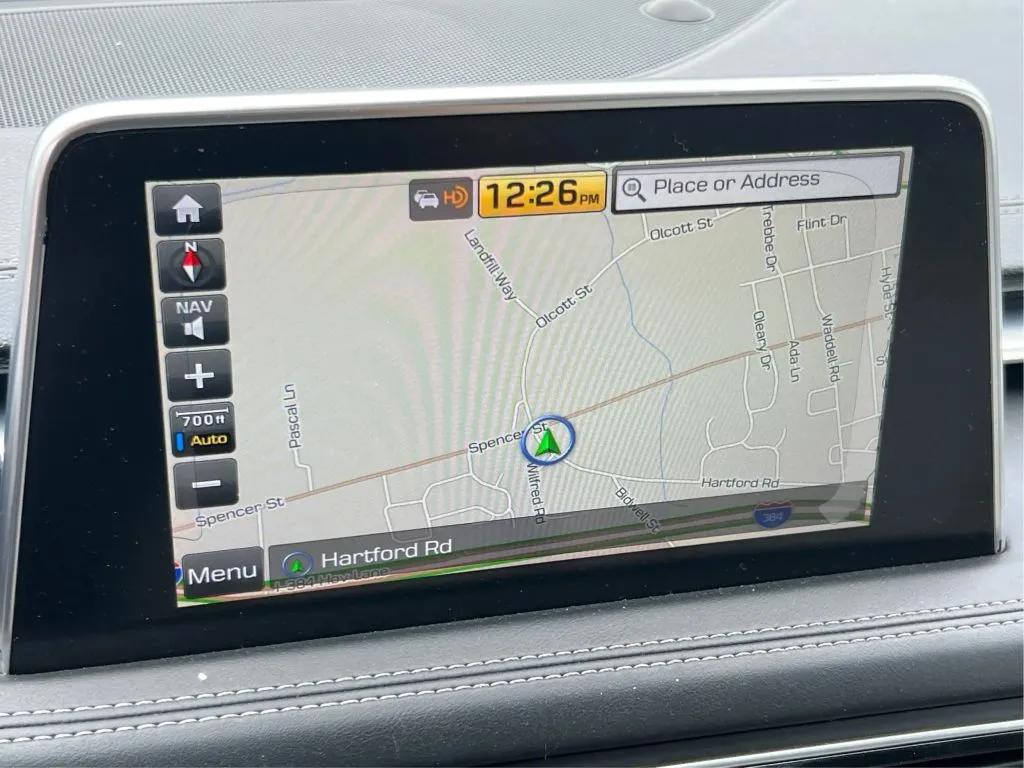Genesis G70 photo 38