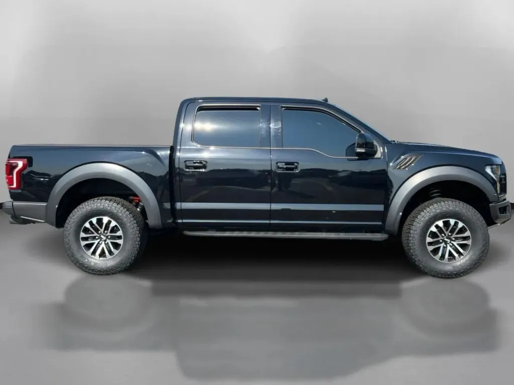 Ford F-150 photo 7