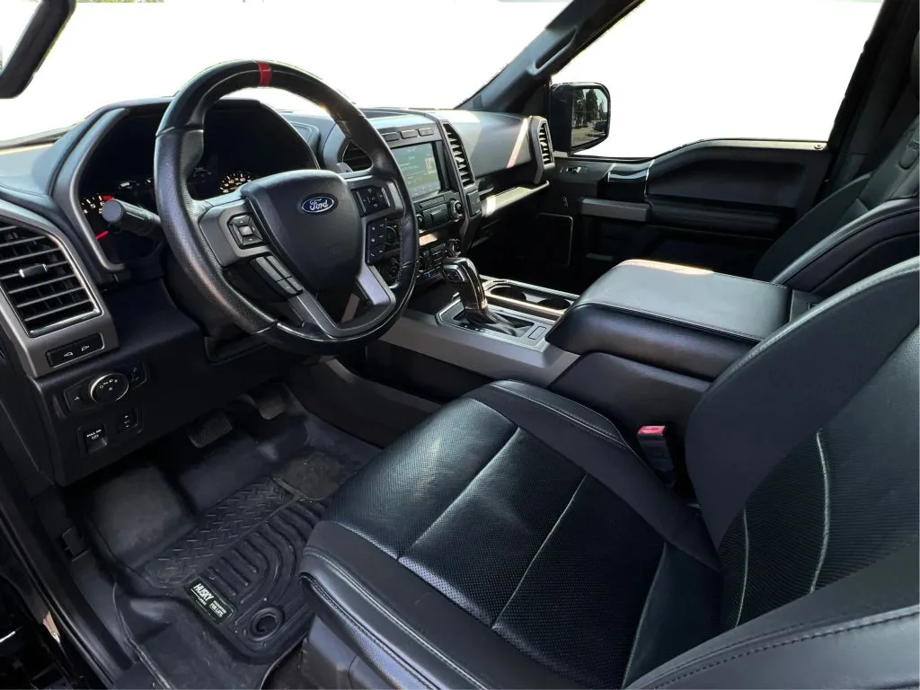 Ford F-150 photo 16