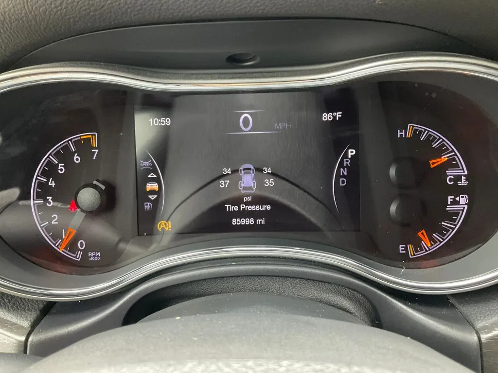 Jeep Grand Cherokee photo 20