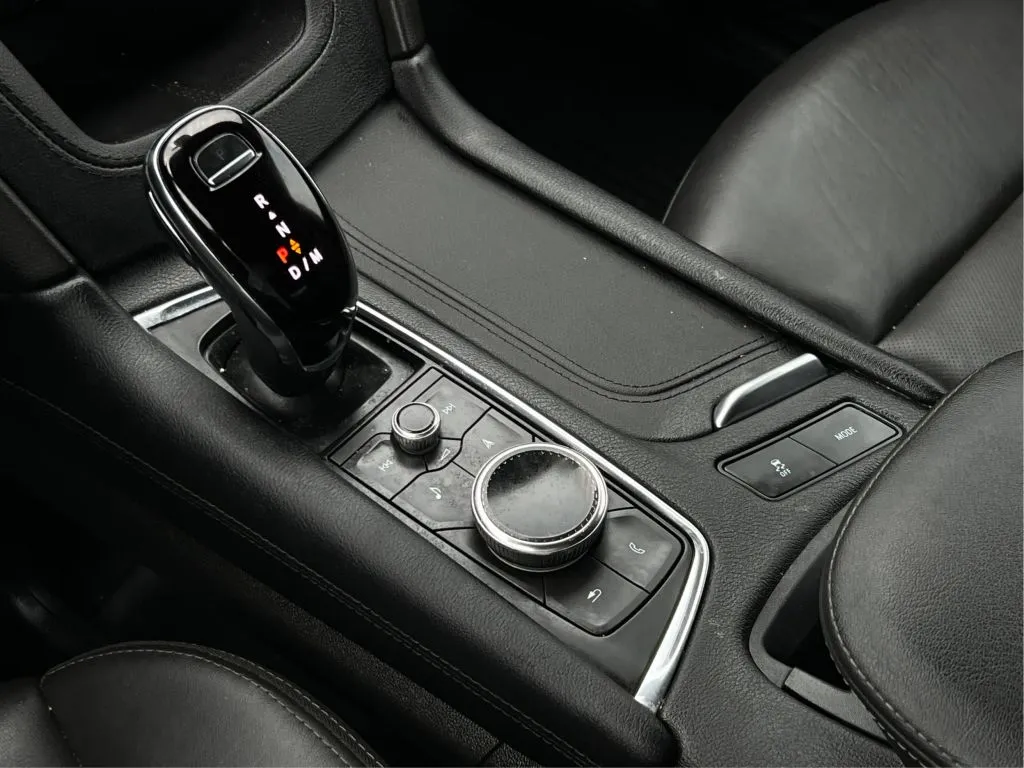 Cadillac XT5 photo 21