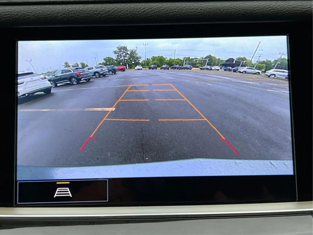 Cadillac XT5 photo 39