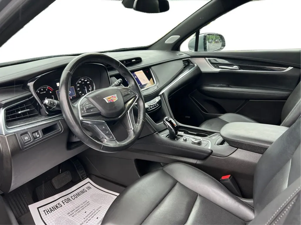 Cadillac XT5 photo 16