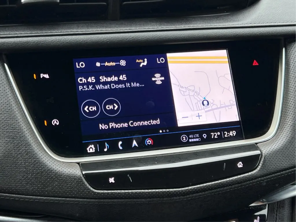 Cadillac XT5 photo 20