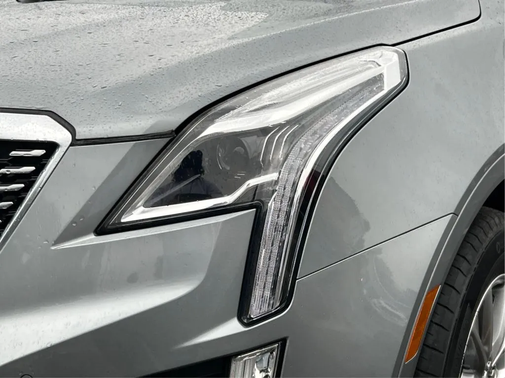 Cadillac XT5 photo 33