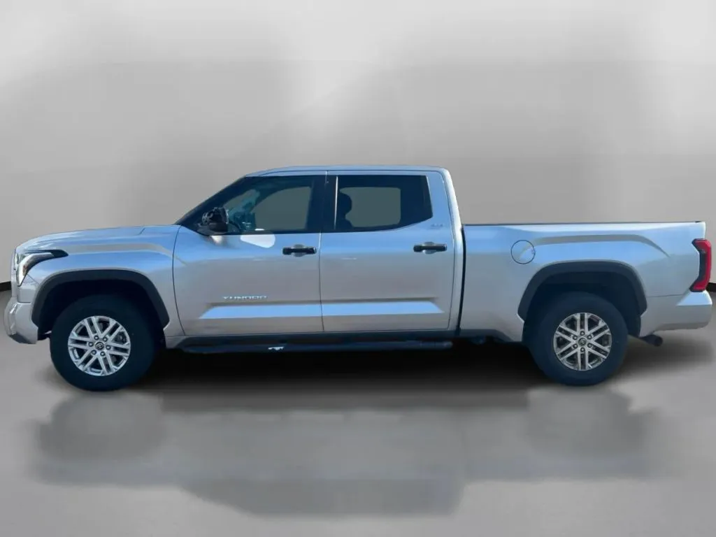 Toyota Tundra photo 15