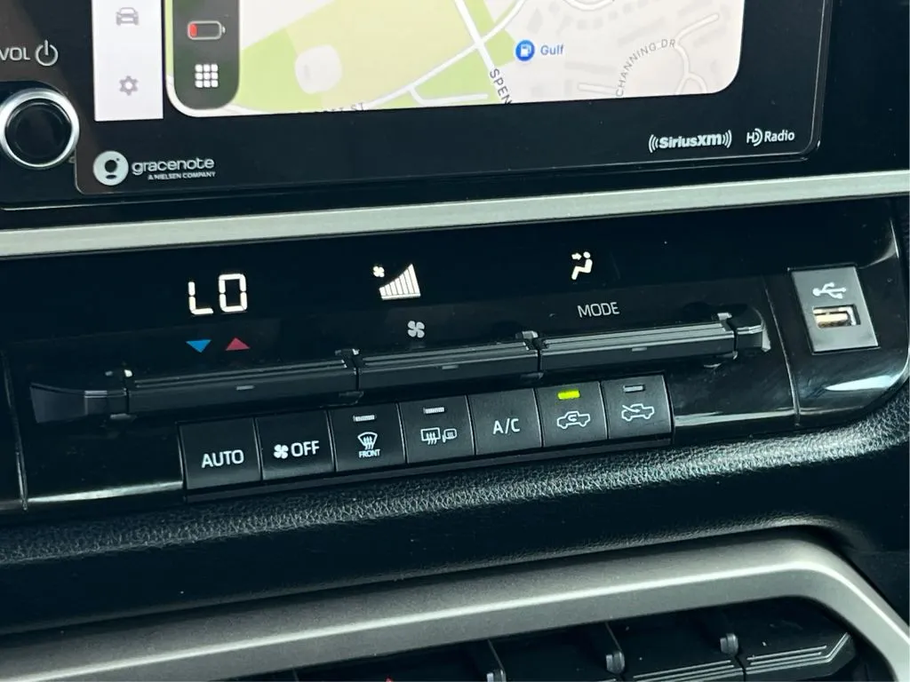 Toyota Tundra photo 37