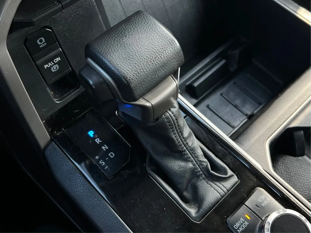 Toyota Tundra photo 44
