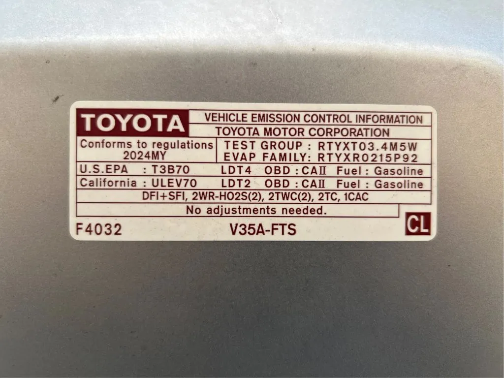 Toyota Tundra photo 25