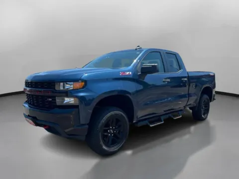 More photos of 2019 Chevrolet Silverado 1500 Double Cab Custom Trail Boss Pickup 4D 6 1/2 ft at Drivemax, CT
