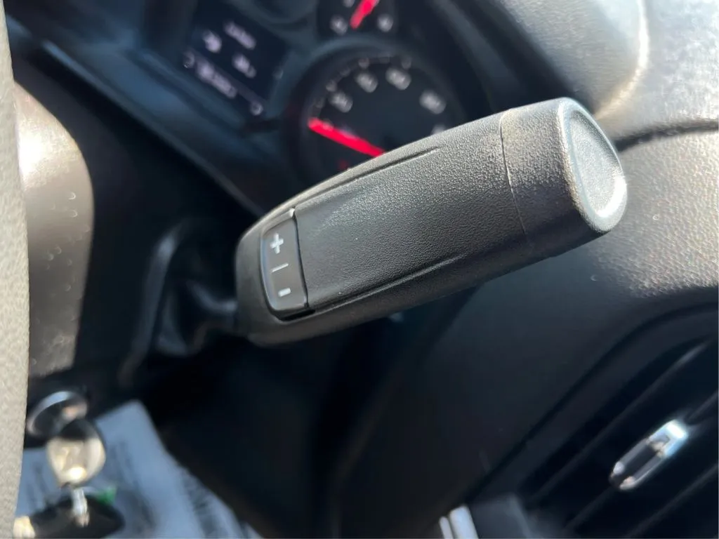 Chevrolet Silverado photo 43