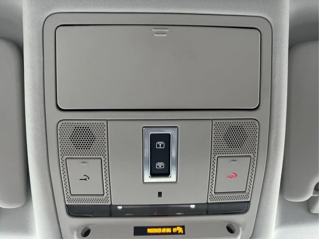 Land Rover Discovery Sport photo 42