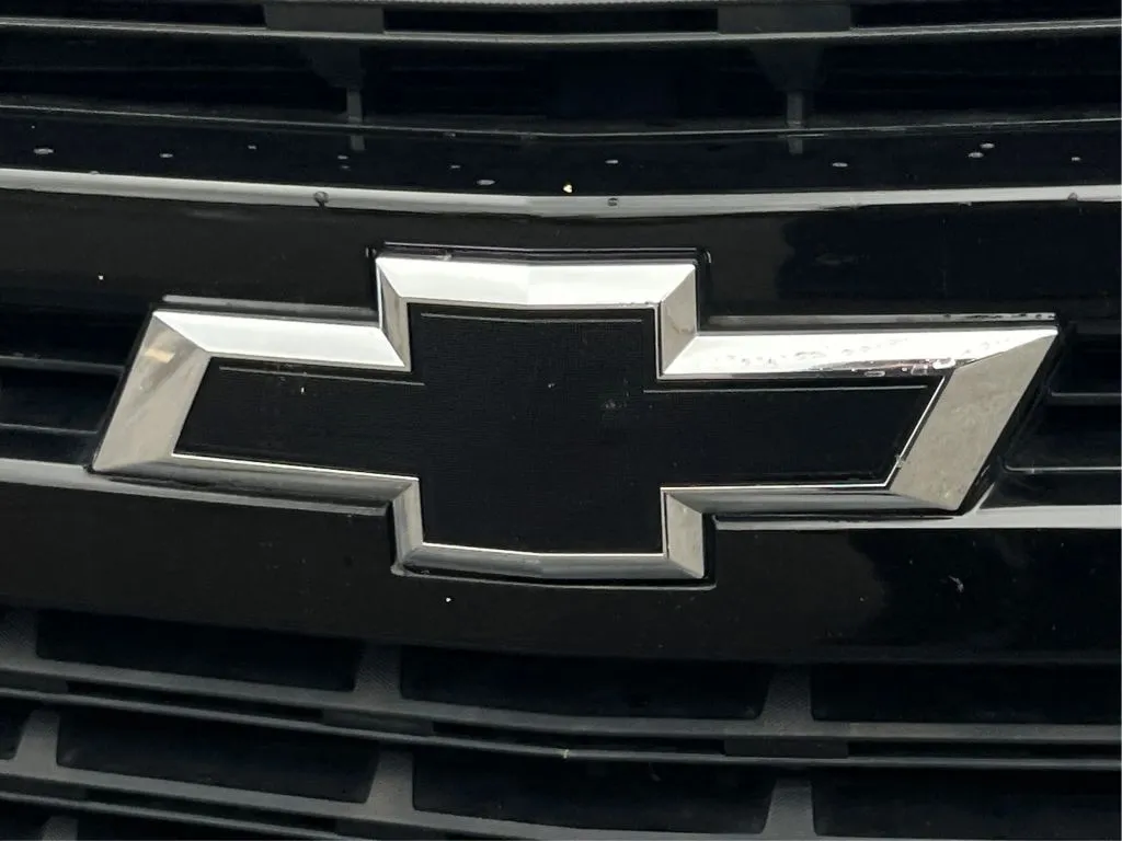 Chevrolet Silverado photo 34