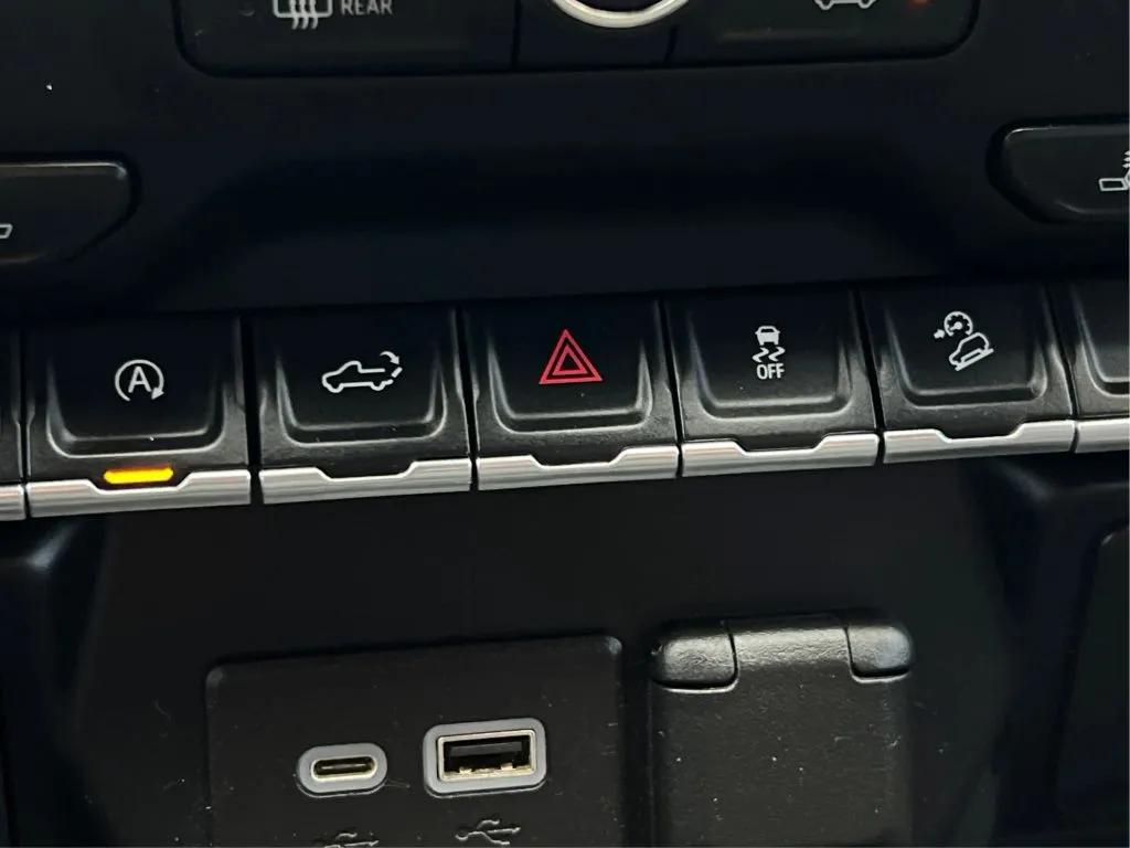 Chevrolet Silverado photo 42