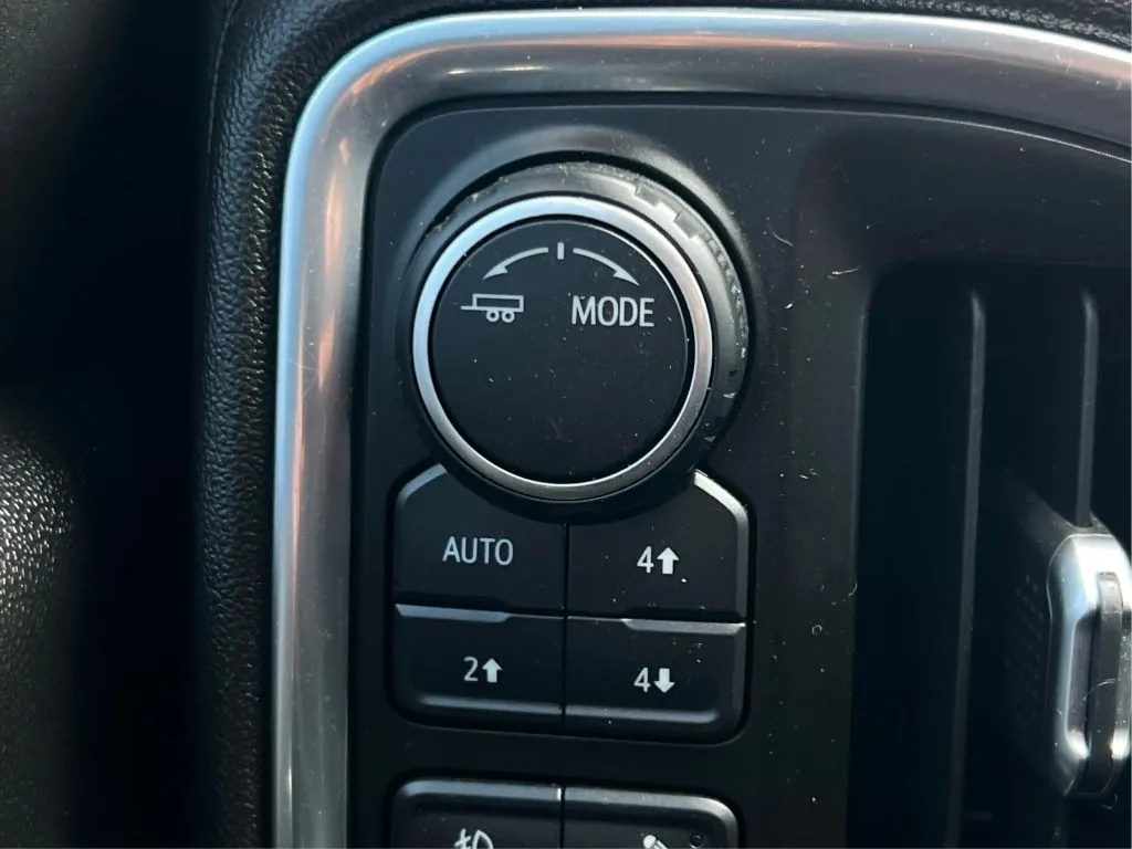 Chevrolet Silverado photo 40