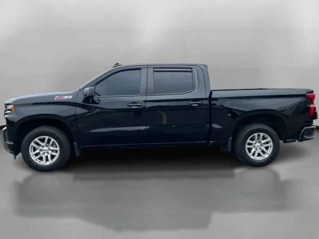 Chevrolet Silverado photo 15