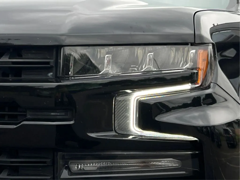 Chevrolet Silverado photo 31